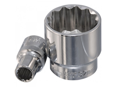 Головка торцевая 12 гранная 1/2"DR 18 мм., Ombra 112318