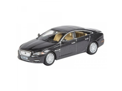 Модель автомобиля Jaguar XJ, 1:76 Scale, Black, артикул JBDC585BKA от JAGUAR Модель автомобиля Jaguar XJ, 1:76 Scale, Black, артикул JBDC585BKA