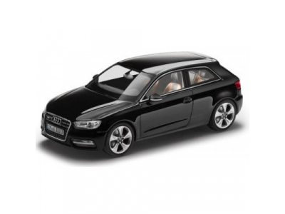 Модель Audi A3, Phantom black, 2013, Scale 1 43, артикул 5011203033
