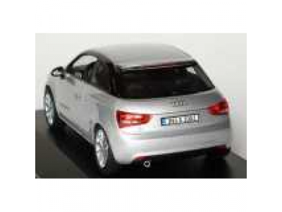 Модель автомобиля Audi A1 Ice Silver, Scale 1 43, артикул 5011001013