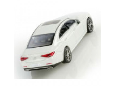 Модель автомобиля Mercedes CLS, Designo Diamond White Bright, Scale 1:43